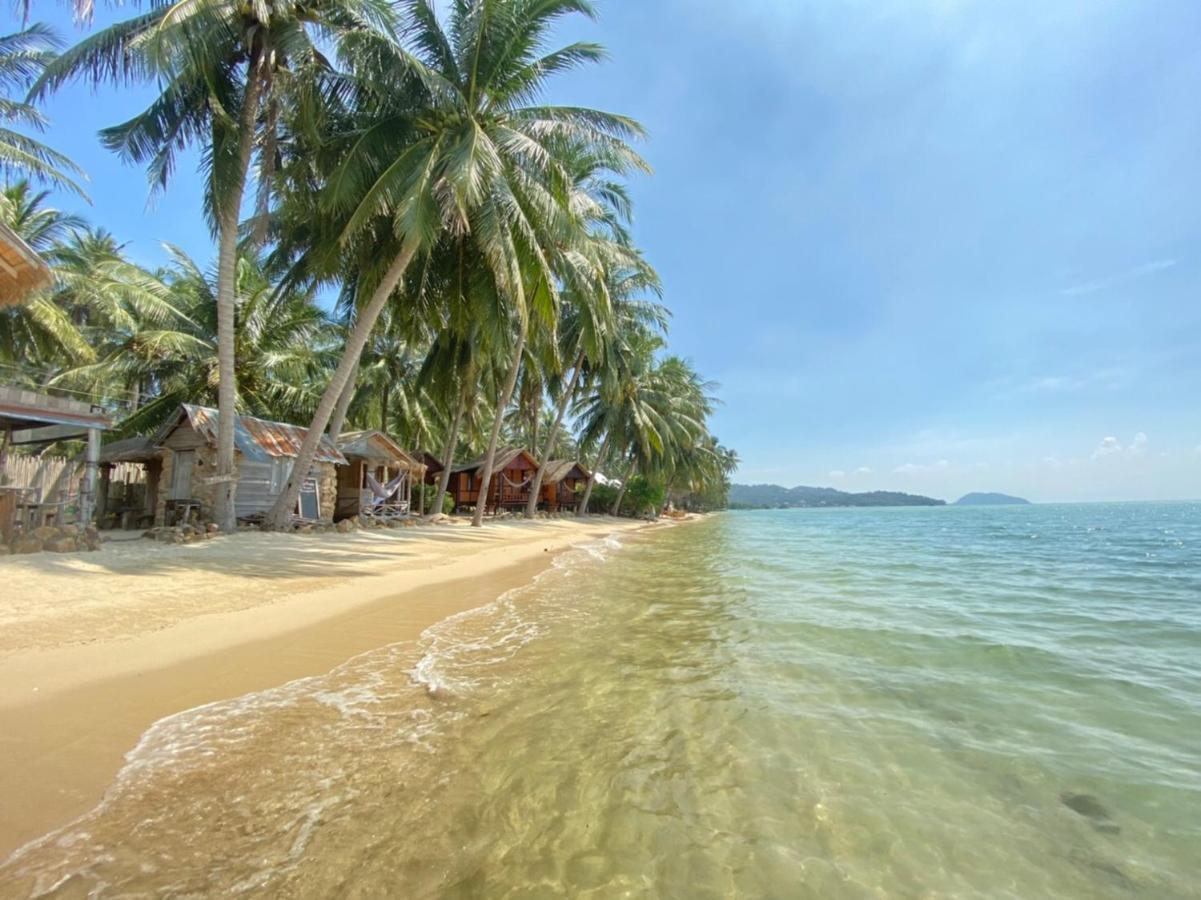 סריתאנו Castaway Beach Bungalows מראה חיצוני תמונה