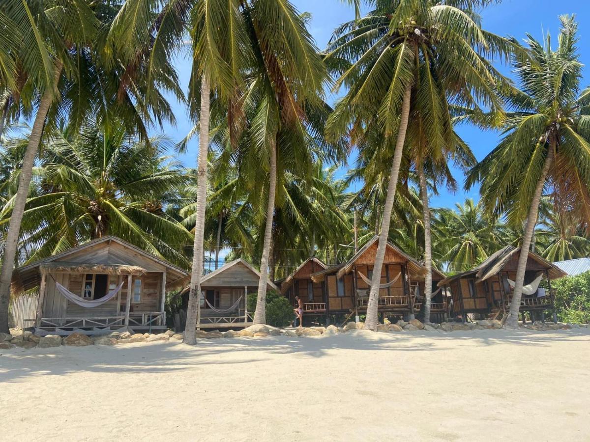 סריתאנו Castaway Beach Bungalows מראה חיצוני תמונה