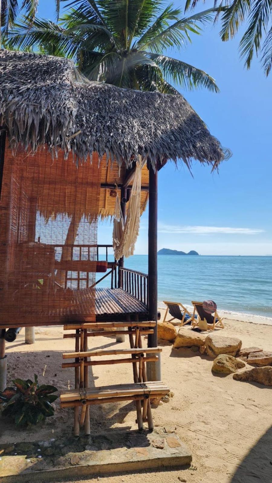 סריתאנו Castaway Beach Bungalows מראה חיצוני תמונה