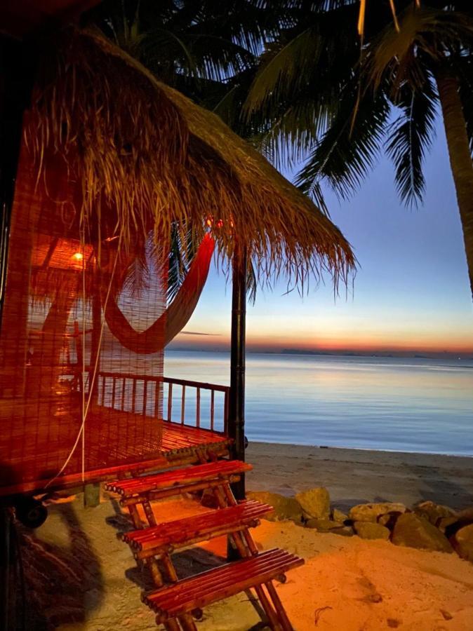 סריתאנו Castaway Beach Bungalows מראה חיצוני תמונה